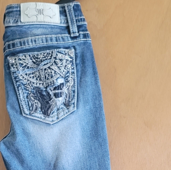 Miss Me Jeans - Picture 2 of 2